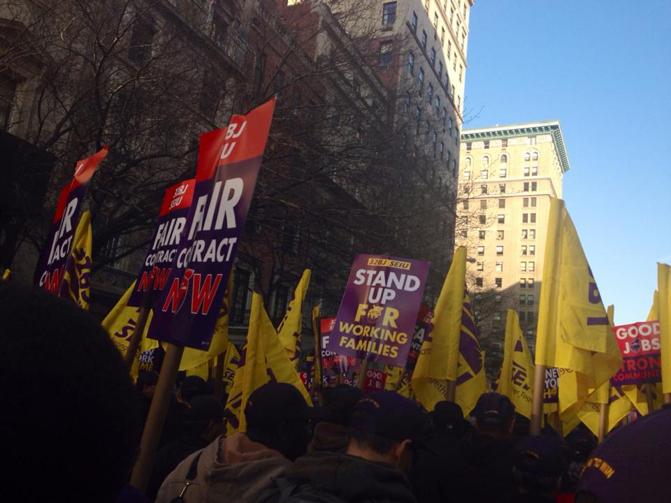 32BJ Unanimously Authorizes Residential Strike New York City Central