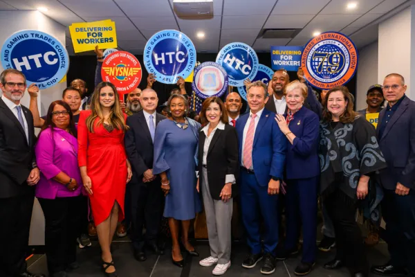 Governor Hochul and Labor Leaders Announce Maximum Weekly Benefit Increase for Unemployed Workers