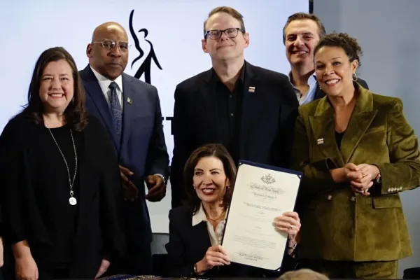 Gov. Hochul Signs Union-Backed A.I. Bills at SAG-AFTRA New York Office