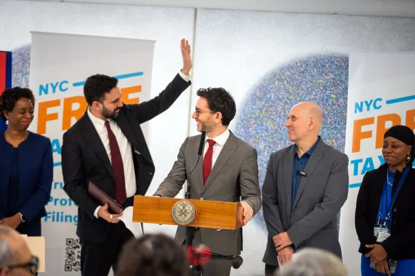 NYC Kicks Off Free Tax Program for Working New Yorkers