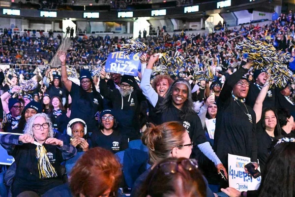 NYSUT Brings Together 15,000 Unionists for Historic Fix Tier 6 Rally