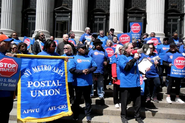 apwu-victory-against-privatization-usps-screenshot2017-01-05at40951pm.png
