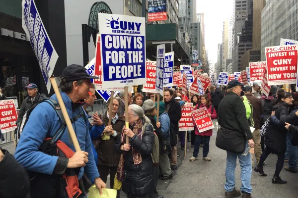 cuny-faculty-staff-holds-die-call-increased-investment-students-and-faculty-img5142.jpg