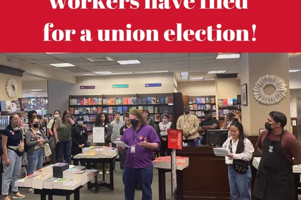 park-slope-barnes-noble-workers-file-union-rwdsu-unnamed90.jpg