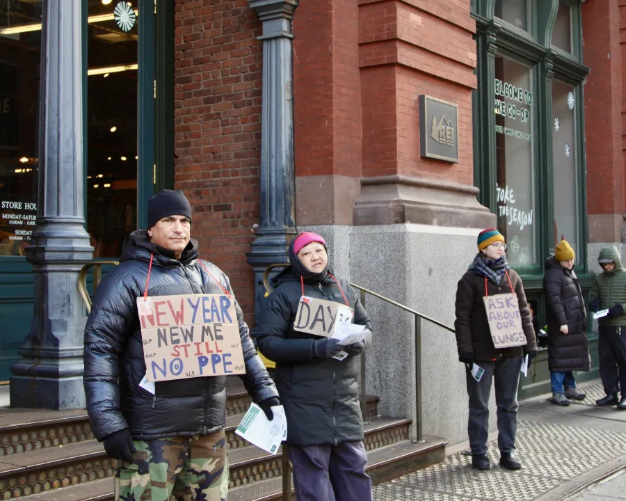 REI Union SoHo on strike