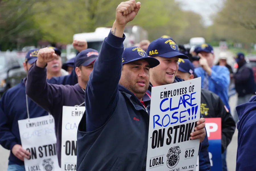 teamsters-clare-rose-beer-distributors-still-strike-protect-pension-fund-clare-rose-ibt812.jpeg