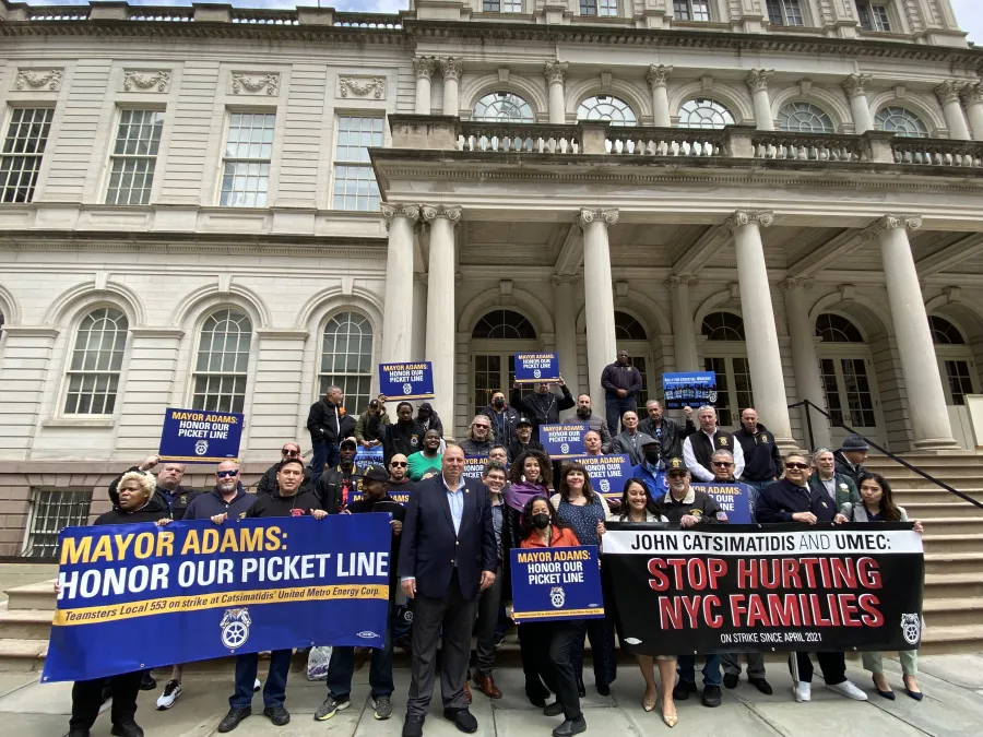 teamsters-rally-city-hall-img4038.jpg