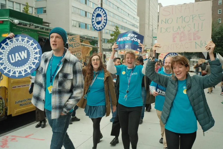 uaw-postdocs-hold-informational-picketing-mt-sinai-unnamed80.jpg